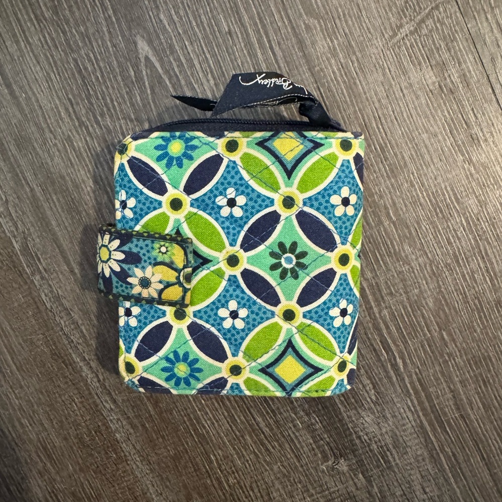 Vera Bradley Geometric Floral Wallet in Blue and Green
